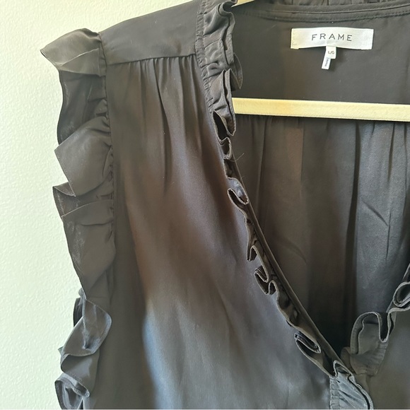 FRAME black 100% silk ruffle blouse size large - Picture 4 of 9